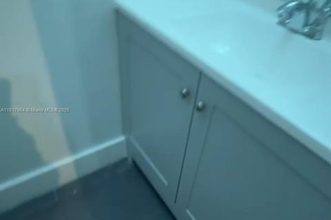 Apartment in Lauderhill, Florida 1 bedroom, 74.32 sq.m. № 1976183 - photo 7