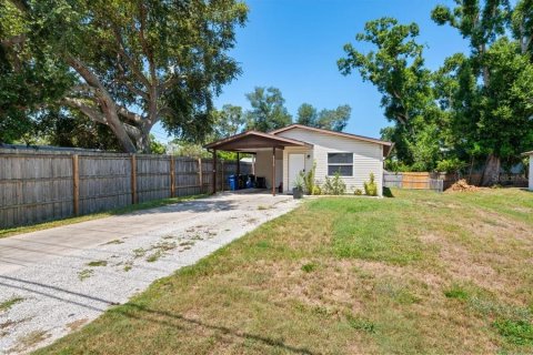 House in Sarasota, Florida 2 bedrooms, 83.98 sq.m. № 2239390 - photo 27