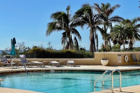 Condominio en alquiler en Punta Gorda, Florida, 3 dormitorios, 218.41 m2 № 1548710 - foto 5