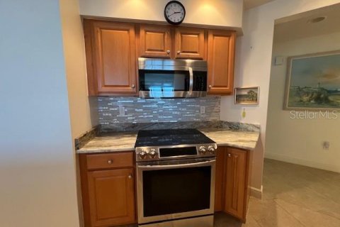 Condominio en alquiler en Punta Gorda, Florida, 3 dormitorios, 218.41 m2 № 1548710 - foto 15