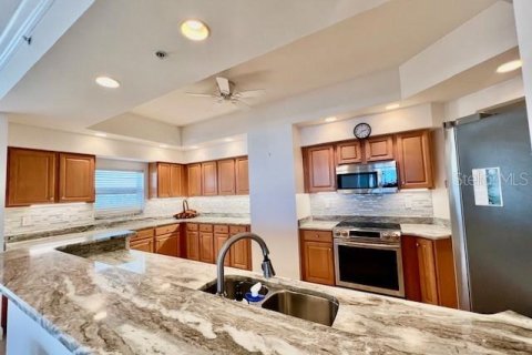 Condominio en alquiler en Punta Gorda, Florida, 3 dormitorios, 218.41 m2 № 1548710 - foto 9