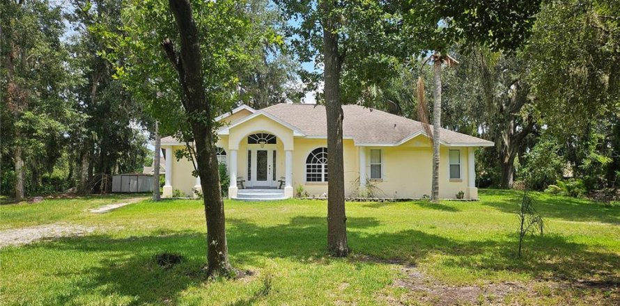 Villa ou maison à Plant City, Floride 3 chambres, 179.86 m2 № 1856582