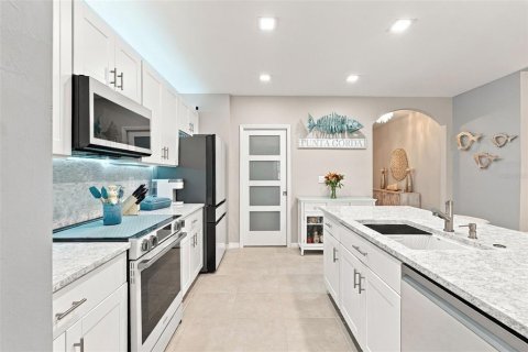 Villa ou maison à vendre à Port Charlotte, Floride: 3 chambres, 155.7 m2 № 2427281 - photo 8