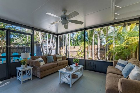 Casa en venta en South Miami, Florida, 3 dormitorios, 157.56 m2 № 1997635 - foto 21