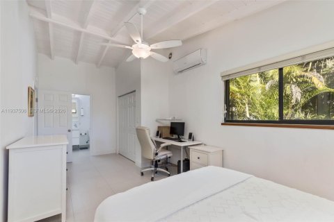 Casa en venta en South Miami, Florida, 3 dormitorios, 157.56 m2 № 1997635 - foto 26