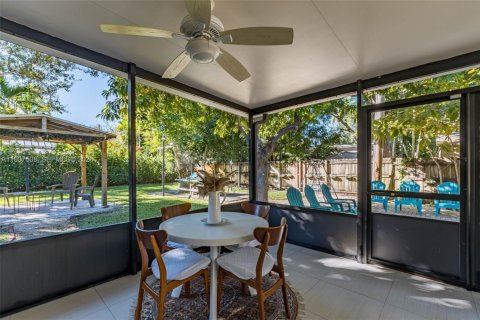 Casa en venta en South Miami, Florida, 3 dormitorios, 157.56 m2 № 1997635 - foto 20