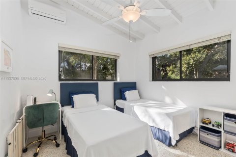 Casa en venta en South Miami, Florida, 3 dormitorios, 157.56 m2 № 1997635 - foto 29