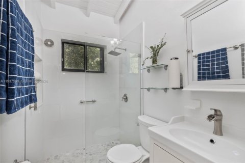 Casa en venta en South Miami, Florida, 3 dormitorios, 157.56 m2 № 1997635 - foto 28