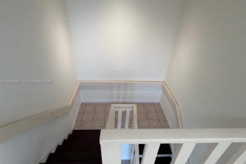 Commercial property in Miami, Florida № 2152915 - photo 24
