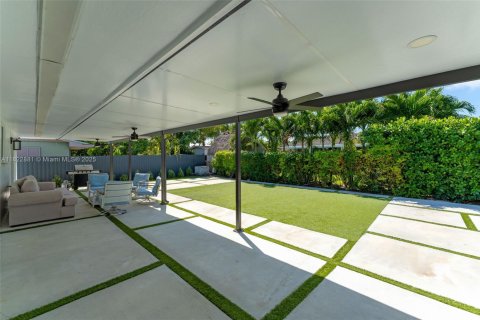 House in Cutler Bay, Florida 4 bedrooms, 159.05 sq.m. № 1790605 - photo 13