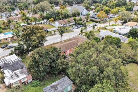 Купить виллу или дом в Майами, Флорида 3 спальни, 228.08м2, № 2033836 - фото 20