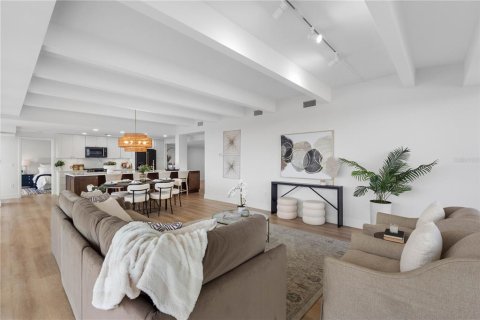Copropriété à vendre à Treasure Island, Floride: 2 chambres, 140.28 m2 № 2373409 - photo 29