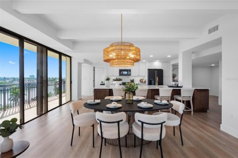 Copropriété à vendre à Treasure Island, Floride: 2 chambres, 140.28 m2 № 2373409 - photo 14