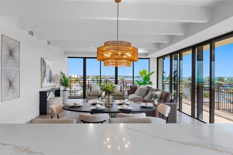 Copropriété à vendre à Treasure Island, Floride: 2 chambres, 140.28 m2 № 2373409 - photo 23