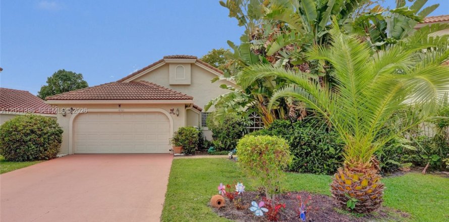 Casa en Boynton Beach, Florida 3 dormitorios, 170.66 m2 № 2076117