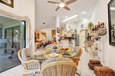 Casa en venta en Boynton Beach, Florida, 3 dormitorios, 170.66 m2 № 2076117 - foto 16