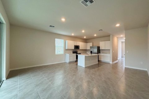 Adosado en alquiler en Largo, Florida, 3 dormitorios, 161.19 m2 № 1913897 - foto 3
