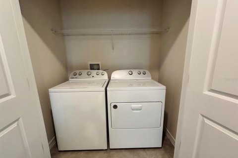 Adosado en alquiler en Largo, Florida, 3 dormitorios, 161.19 m2 № 1913897 - foto 19