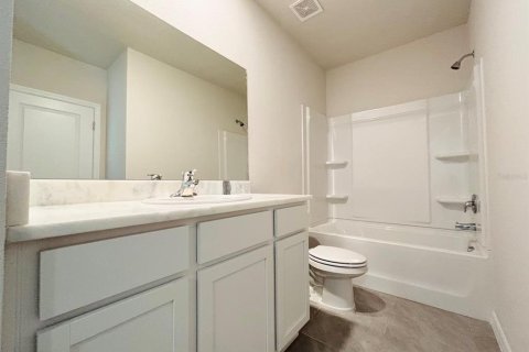 Townhouse in Largo, Florida 3 bedrooms, 161.19 sq.m. № 1913897 - photo 9