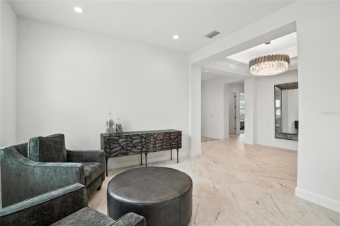 Купить виллу или дом в Форт Майерс, Флорида 4 комнаты, 226.77м2, № 1831643 - фото 21