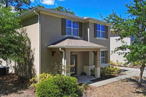 Townhouse in Port Orange, Florida 3 bedrooms, 153.1 sq.m. № 1635189 - photo 2