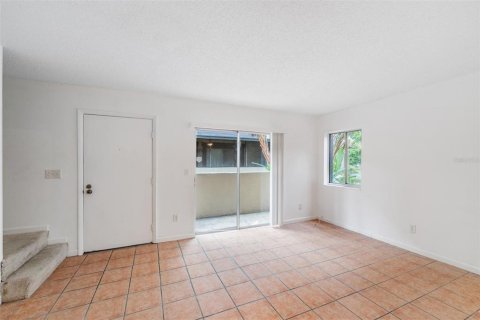 Condo in Clearwater, Florida, 2 bedrooms № 2221970 - photo 8