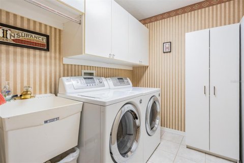 Casa en venta en Trinity, Florida, 3 dormitorios, 216.46 m2 № 1884699 - foto 22