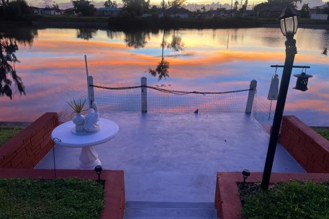 Villa ou maison à vendre à Cape Coral, Floride: 3 chambres, 147.99 m2 № 1414034 - photo 7