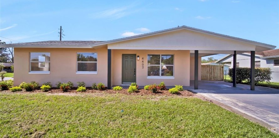 Casa en Orlando, Florida 3 dormitorios, 113.15 m2 № 1893843