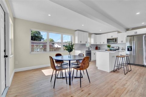 Casa en venta en Orlando, Florida, 3 dormitorios, 113.15 m2 № 1893843 - foto 7