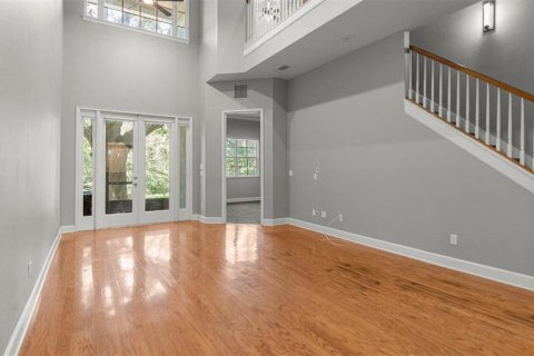 Condo in Gainesville, Florida, 3 bedrooms № 2195666 - photo 17