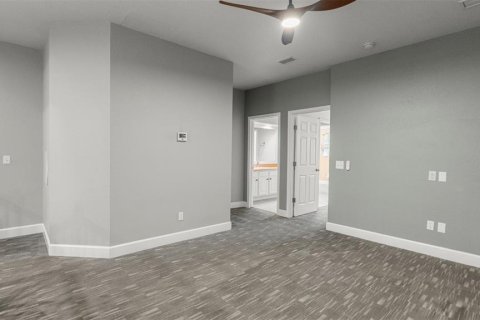 Condo in Gainesville, Florida, 3 bedrooms № 2195666 - photo 28