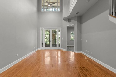 Condo in Gainesville, Florida, 3 bedrooms № 2195666 - photo 9