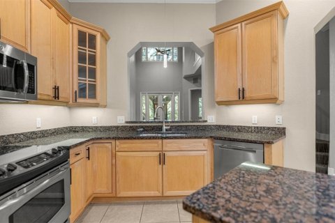 Condo in Gainesville, Florida, 3 bedrooms № 2195666 - photo 13