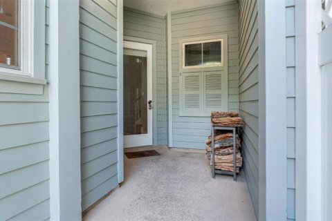 Condo in Gainesville, Florida, 3 bedrooms № 2195666 - photo 5