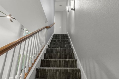 Condo in Gainesville, Florida, 3 bedrooms № 2195666 - photo 22