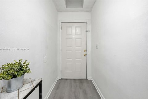 Touwnhouse à vendre à Orlando, Floride: 2 chambres, 114.83 m2 № 2045906 - photo 17