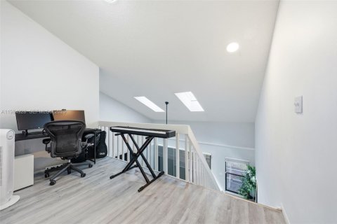 Touwnhouse à vendre à Orlando, Floride: 2 chambres, 114.83 m2 № 2045906 - photo 23