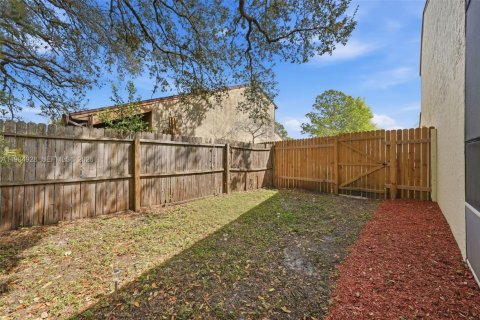 Touwnhouse à vendre à Orlando, Floride: 2 chambres, 114.83 m2 № 2045906 - photo 18