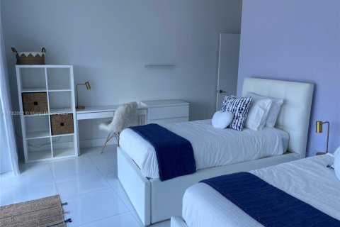 Condominio en venta en Miami, Florida, 3 dormitorios, 158.68 m2 № 1698560 - foto 20
