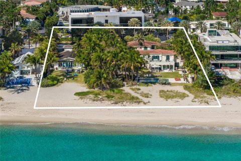 Купить виллу или дом в Голден-Бич, Флорида 10 спален, 1237.74м2, № 2043532 - фото 11