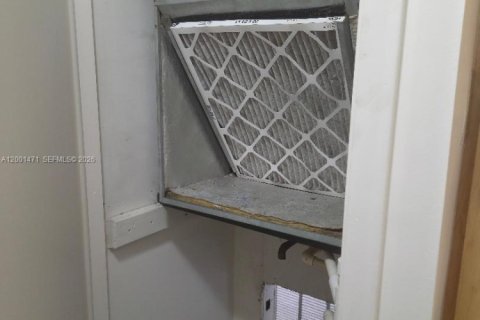 Снять в аренду кондоминиум в Катлер-Бей, Флорида 3 спальни, 90.49м2, № 2154044 - фото 15