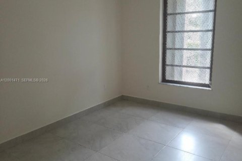Снять в аренду кондоминиум в Катлер-Бей, Флорида 3 спальни, 90.49м2, № 2154044 - фото 13