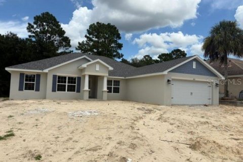 House in Dunnellon, Florida 4 bedrooms, 237.55 sq.m. № 2280108