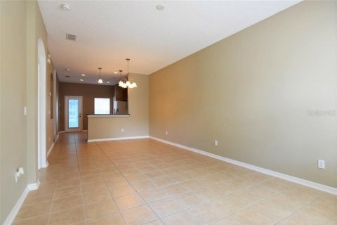 Adosado en alquiler en Orlando, Florida, 3 dormitorios, 128.67 m2 № 1869293 - foto 2
