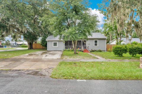 House in Lakeland, Florida 2 bedrooms, 91.97 sq.m. № 1913261 - photo 1
