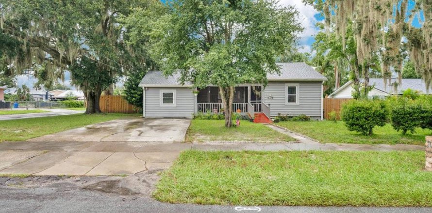 House in Lakeland, Florida 2 bedrooms, 91.97 sq.m. № 1913261