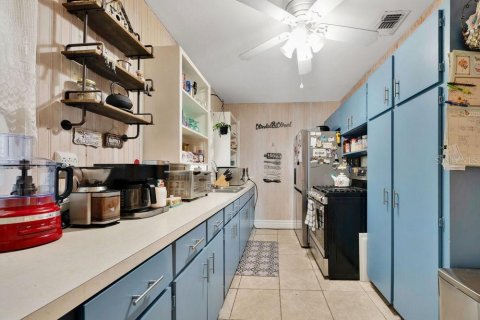 House in Lakeland, Florida 2 bedrooms, 91.97 sq.m. № 1913261 - photo 13