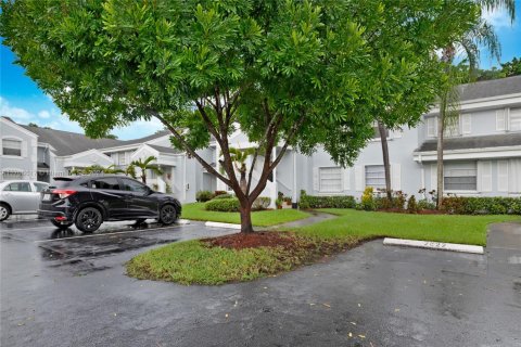 Купить кондоминиум в Хомстед, Флорида 3 спальни, 121.7м2, № 1969348 - фото 21