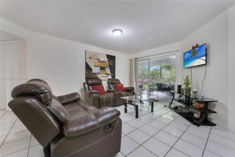 Купить кондоминиум в Хомстед, Флорида 3 спальни, 121.7м2, № 1969348 - фото 10